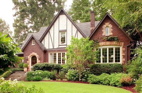 traditional tudor house